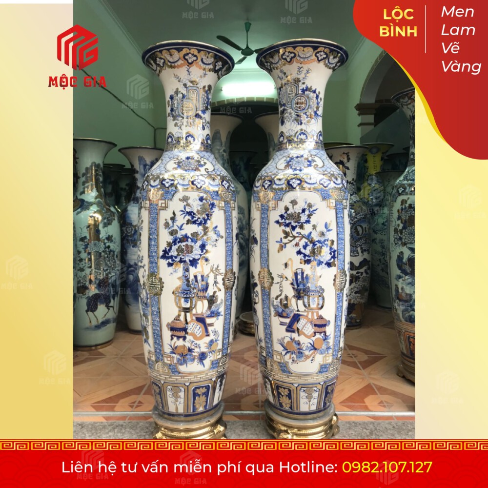 Lộc Bình Men Lam Vẽ Vàng - MLVV33